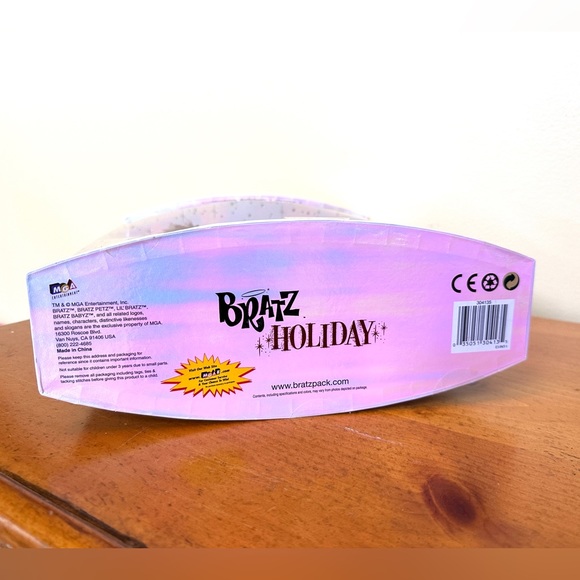 2005 Bratz Holiday Katia Collectors Edition First edition NRFB - Picture 7 of 7